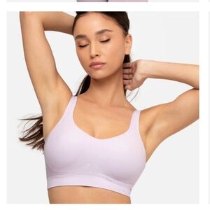 Underoutfit - 459 THE COMFORT SHAPING BRA WITH ADJUSTABLE STRAPS NWT- LILAC- XL